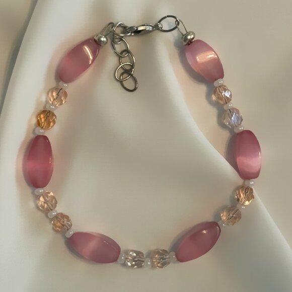 Pink Cat's Eye Twist Bead Bracelet - Picture 3 of 3